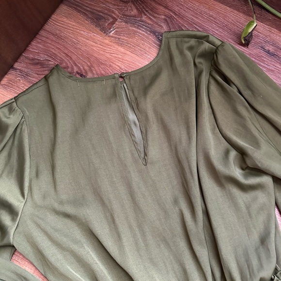 Olive Green Long Sleeve Dress - Picture 3 of 4